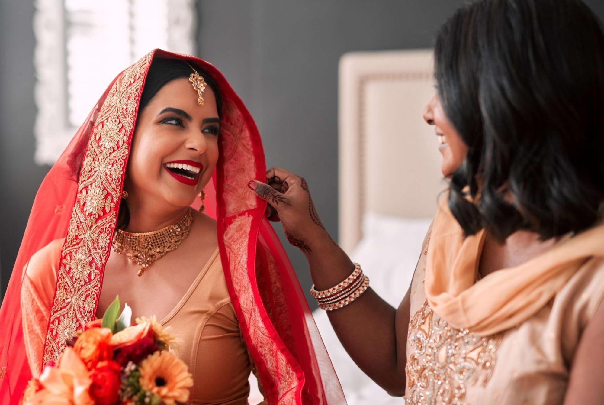 Park Plaza Gurgaon Ξενοδοχείο Εξωτερικό φωτογραφία A bride and her maid of honour