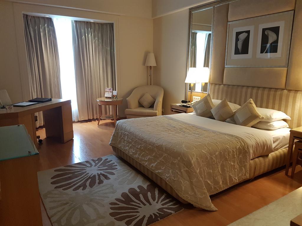 Park Plaza Gurgaon Ξενοδοχείο Εξωτερικό φωτογραφία A room at the hotel